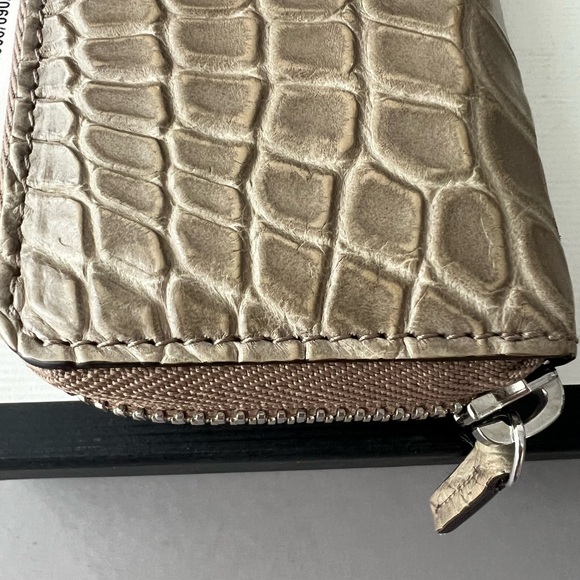 Gucci Alligator Card Case - Picture 3 of 6